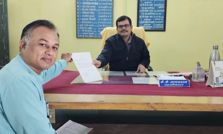 तहसीलदार के.के.जायसवाल ने विकास तिवारी की शिकायत को गंभीरता से लेकर बीडीएम हॉस्पिटल चाम्पा का किया औचक निरीक्षण, शिकायत सही पाई गई डॉ मनीष श्रीवास्तव ओपीडी से मिले हमेशा की तरह नदारद… 1 KSHITITECH IMG 20240110 WA0004 KSHITITECH