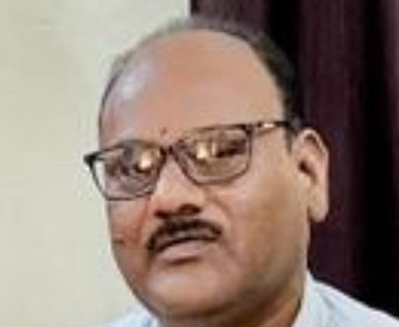 विवादित सहायक संचालक के झूठ का हुआ पर्दाफाश, जारी हुआ शो काज नोटिस स्वयंभू डीईओ बनकर आदेश करने को बताया था हड़बड़ी में गलती होना 1 Console Corptech Pradakshina Consulting Pvt Ltd IMG 20240314 WA0084 Console Corptech Pradakshina Consulting Pvt Ltd