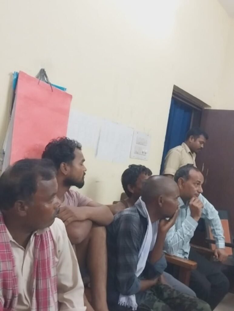 कोतवाली पुलिस की निष्क्रियता से क्षेत्र में रोजाना लग रहे लाखों के दांव कोतवाली बना वसूली का अड्डा 2 KSHITITECH img 20240622 wa00223165421888169719841 KSHITITECH