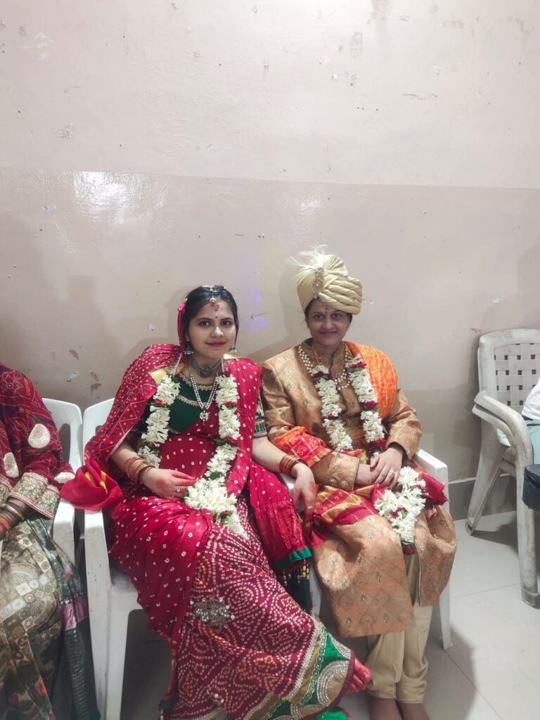 अखिल भारतीय मारवाड़ी महिला सम्मेलन शाखा चंद्रपुर के द्वारा भादी अमावस को दादी रानी सती का मंगल पाठ अग्रसेन भवन में धूमधाम से किया गया 3 KSHITITECH img 20240906 wa00115197862011478996842 KSHITITECH
