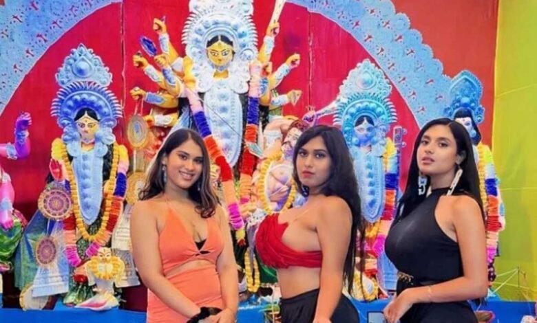 कोलकाता में दुर्गा पंडाल में मीडिया इंफ्लुएंसर के कपड़ों पर बवाल मचा, जान से मारने की धमकी 1 Console Corptech Pradakshina Consulting Pvt Ltd 11A 112 1 Console Corptech Pradakshina Consulting Pvt Ltd