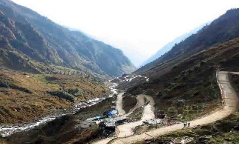 चारधाम परियोजना का करीब 75 प्रतिशत कार्य पूरा हुआ :केंद्र ने न्यायालय से कहा 1 KSHITITECH 14A 173 KSHITITECH