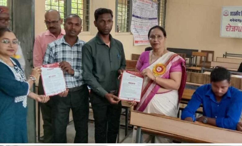 शासकीय विवेकानन्द स्नातकोत्तर महाविद्यालय में विशेष रोजगार मेला का आयोजन 1 KSHITITECH 25A 39 KSHITITECH