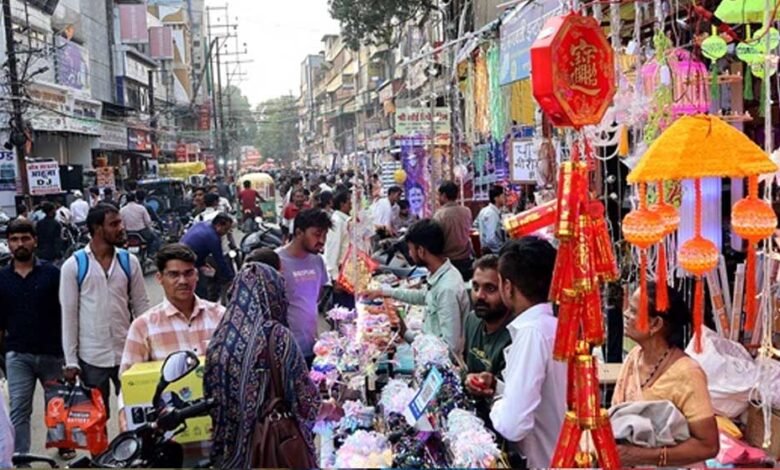 गुरु-पुष्य के महामुहूर्त ने इंदौर के बाजारों में स्वर्णिम चमक बिखरी, रियल स्टेट में 600 करोड़ रुपये के सौदे हुए 1 KSHITITECH 25A 59 KSHITITECH