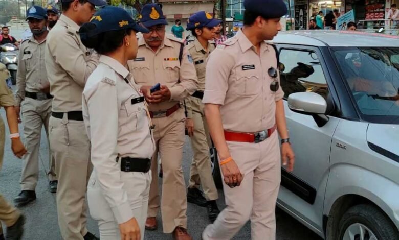 दीपावली पर मप्र के सभी शहरों में पुलिस अलर्ट, प्रमुख स्थानों पर दमकलें भी तैनात; ड्रोन से रखी जाएगी नजर 1 KSHITITECH 29A 49 KSHITITECH