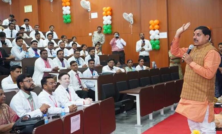 नीमच की औषधीय फसलों को जोड़ा जा रहा है पतंजलि योगपीठ से : मुख्यमंत्री डॉ. यादव 1 KSHITITECH 29A 95 1 KSHITITECH