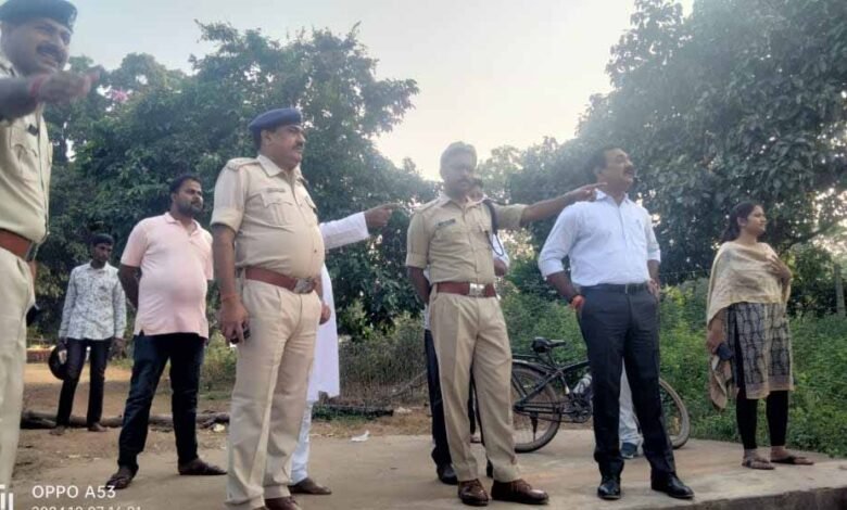 कलेक्टर ने पॉलिटेक्निक कॉलेज में रावण दहन स्थल का किया निरीक्षण 1 KSHITITECH 8A 78 KSHITITECH