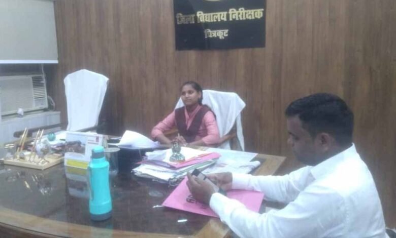 मिशन शक्ति 5.0: UP सरकार की अनूठी पहल, प्रदेश की 7500 छात्राएं बनेंगी एक दिन की अधिकारी 1 KSHITITECH 9A 40 KSHITITECH