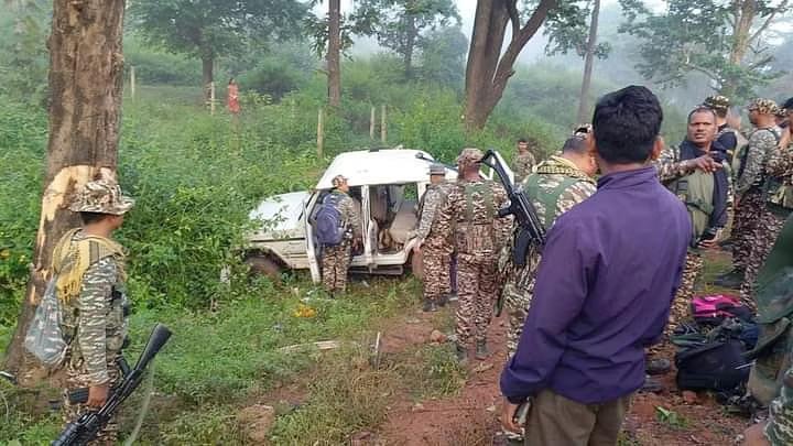 बालाघाट में बड़ा हादसा, सर्चिंग पर निकले सीआरपीएफ जवानों का वाहन दुर्घटनाग्रस्त, एक की मौत 1 Console Corptech Pradakshina Consulting Pvt Ltd CRPF1 Console Corptech Pradakshina Consulting Pvt Ltd