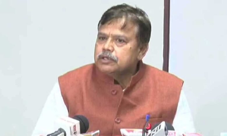 प्रदेश में औद्योगिक एवं वाणिज्यिक उपभोक्ताओं की सुविधा के लिये "उद्योग मित्र योजना-2024" लागू की गई 1 KSHITITECH Pradyuman Singh Tomar 79 1 KSHITITECH