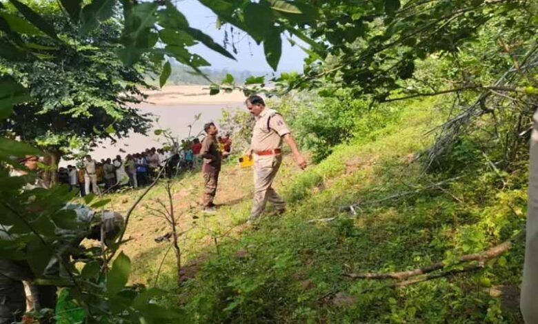 छत्तीसगढ़ में दिल दहलाने वाली घटना, 10 साल के मासूम का सिर कटा शव मिला 1 KSHITITECH balak1 KSHITITECH