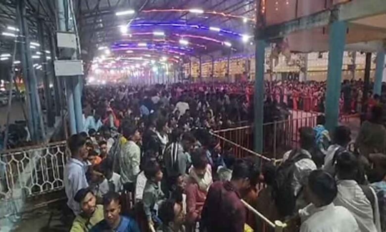 छत्तीसगढ़-राजनांदगांव के बम्लेश्वरी मंदिर में पहुंचे लाखों श्रद्धालु 1 KSHITITECH chhattisgarh 08 2 5 KSHITITECH