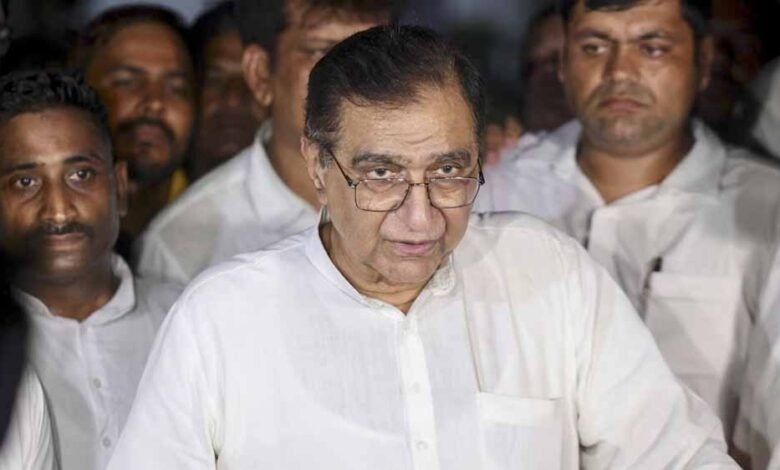 कांग्रेस में अब इस्तीफों का दौर भी शुरू हो सकता है, राज्य के प्रभारी दीपक बाबरिया ने इस्तीफे की पेशकश कर दी 1 KSHITITECH deepak1 KSHITITECH