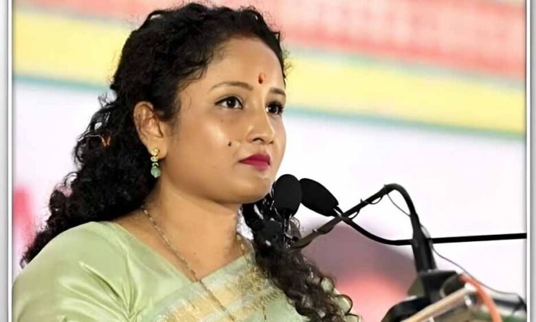 'जिन्हें झारखंडी तक नहीं आती वे हमारे भाग्य विधाता बनना चाहते हैं', कल्पना सोरेन का हिमंत सरमा और शिवराज पर बड़ा हमला 1 KSHITITECH kalpna1 KSHITITECH