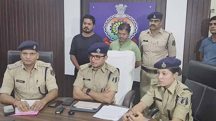 मानव तस्करी के मामले में दुर्ग पुलिस ने एक दंपति समेत तीन आरोपियों को मुंबई से किया गिरफ्तार 1 KSHITITECH manav taskar 1 KSHITITECH