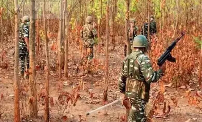 नारायणपुर में नक्सलियों के आईईडी विस्फोट से 2 जवान घायल 1 KSHITITECH naxal 4 KSHITITECH