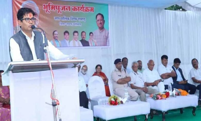 मंत्री चौधरी की उपस्थिति में रायगढ़ नगर निगम और एनटीपीसी के बीच 42.56 करोड़ के MOU पर हस्ताक्षर 1 KSHITITECH op3 KSHITITECH