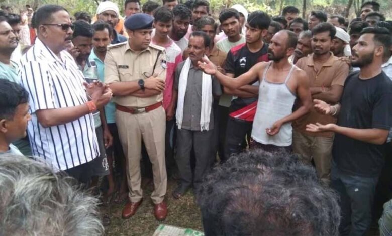 सिवनी में मवेशी चराने जंगल गया था युवक, बाघ के हमले में युवक की मौत, वन विभाग ने सहायता राशि दी 1 KSHITITECH van 5 KSHITITECH