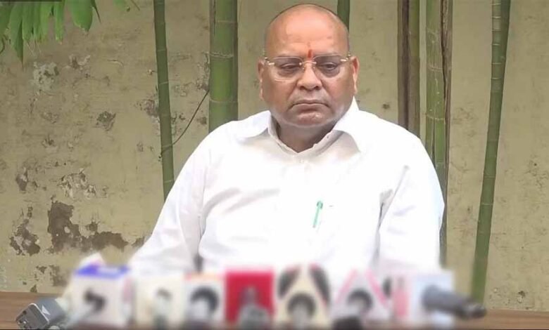 विधायक चंद्राकर बोले- डबल मर्डर की घटना को गंभीरता से ले, करें तत्काल कार्रवाई 1 KSHITITECH 2 48 KSHITITECH