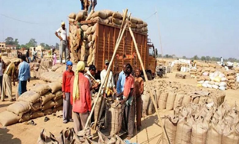 छत्तीसगढ़ में किसानों की बल्ले-बल्ले धान बेचने के एवज में 6 दिनों में किसानों ने 500 करोड़ रुपये से ज़्यादा की कमाई 1 KSHITITECH 20A 28 KSHITITECH