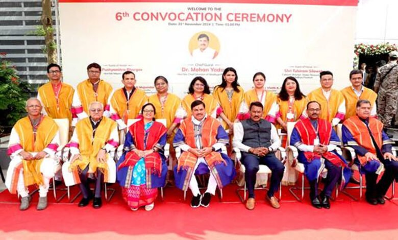 आज किताबी ज्ञान भले ही पूरा हुआ हो परंतु दीक्षांत के बाद स्वाध्याय, मनन और चिंतन सतत् जारी रहना चाहिए: CM यादव 1 Console Corptech Pradakshina Consulting Pvt Ltd 21A 101 Console Corptech Pradakshina Consulting Pvt Ltd