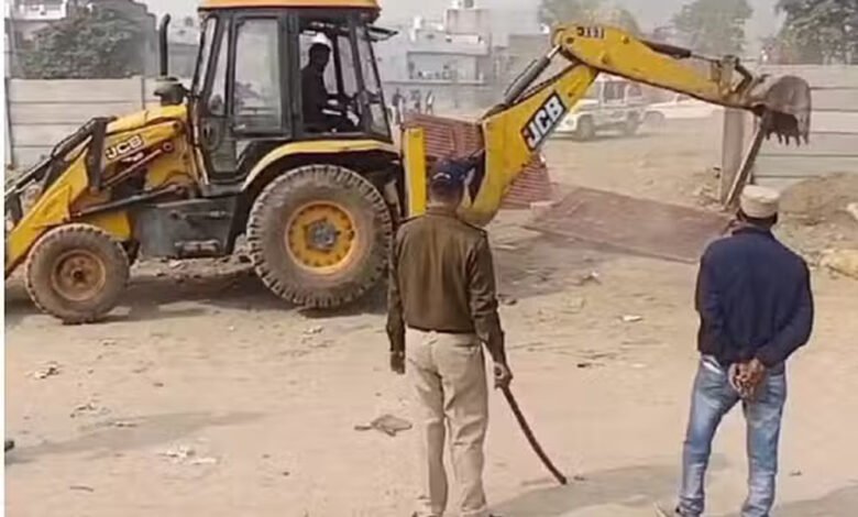 रामजानकी मंदिर ट्रस्ट की लगभग पौने 9 बीघा वेशकीमती जमीन से हटाए अतिक्रमण 1 KSHITITECH 26A 139 KSHITITECH