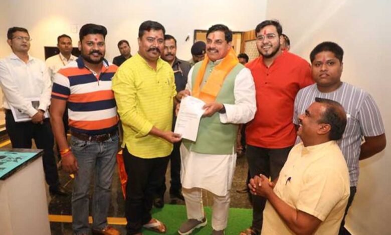 मुख्यमंत्री डॉ. यादव ने निमंत्रण स्वीकार कर कहा कि छठ पर्व भारतीय संस्कृति में विशेष महत्व रखता 1 KSHITITECH 7A 1 1 KSHITITECH