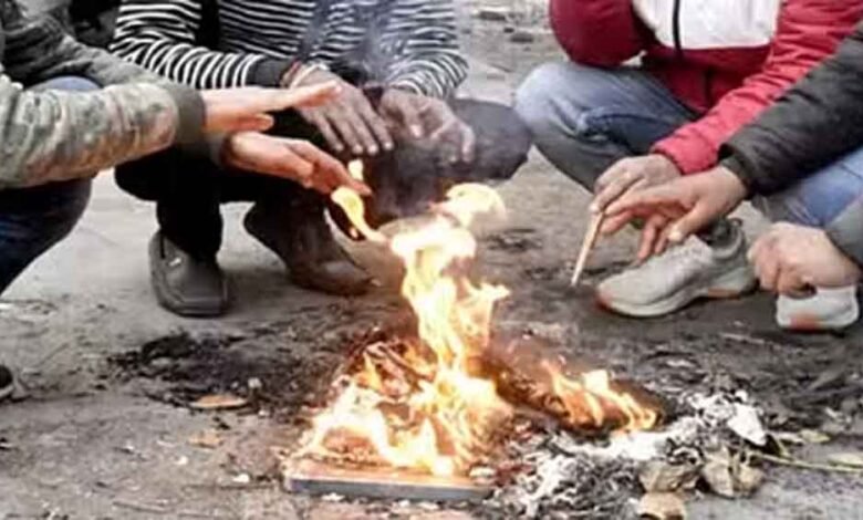 छत्तीसगढ़ में दिन में भी ठंडी हवाएं चलने से तापमान में लगातार गिरावट 1 KSHITITECH Chhattisgarh 05 2 15 KSHITITECH