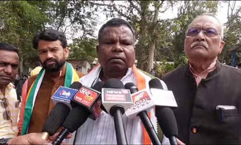 छत्तीसगढ़-जगदलपुर में कवासी लखमा बोले- 'कांग्रेस नहीं लड़ेगी चुनाव', ईवीएम को लेकर होगा बड़ा आंदोलन 1 KSHITITECH Chhattisgarh 06 2 23 KSHITITECH