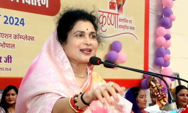 रोहित नगर के रहवासियों को मिलेगा नर्मदा जल, सीवेज, सड़क, बिजली और पार्क आदि की व्यवस्था: मंत्री श्रीमती गौर 1 KSHITITECH Krishna Gaur 6 1 3A 2 KSHITITECH