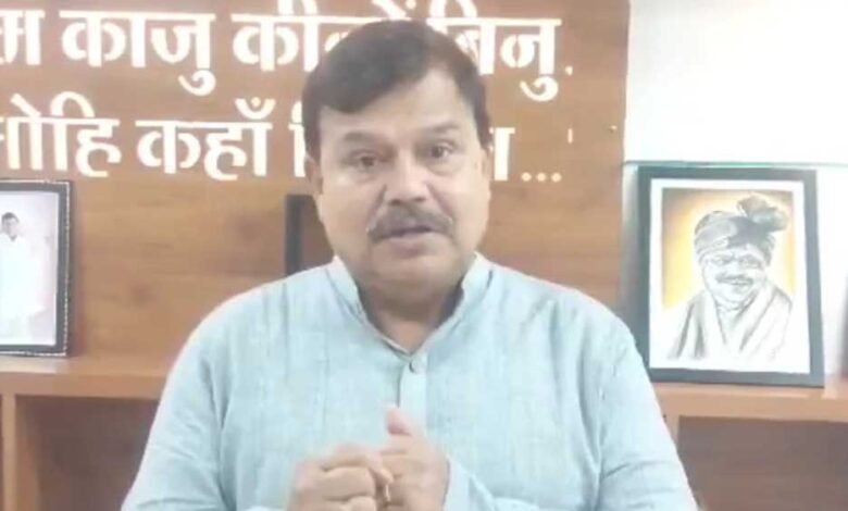 प्रदेश के विद्युत कर्मियों के लिए "मध्य प्रदेश पावर कंपनी- कैशलेस स्वास्थ्य योजना” 1 KSHITITECH Pradyuman Singh Tomar 104 1 KSHITITECH