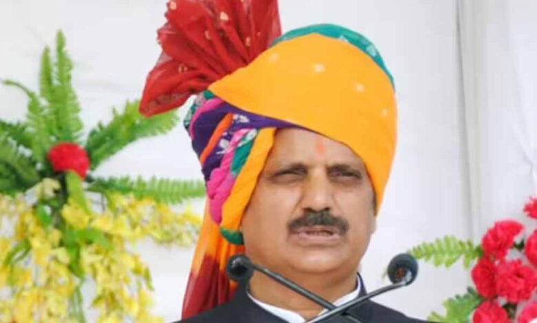 उप मुख्यमंत्री शुक्ल ने कहा स्थानांतरण प्रक्रिया को अधिक पारदर्शी और सुविधाजनक बनाया जाएगा 1 KSHITITECH Rajendra Shukla 189 3 KSHITITECH