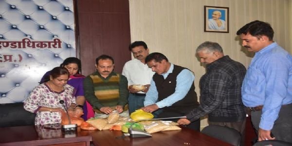 संविधान निर्माण के साथ अलंकरण में भी मध्यप्रदेश के मनीषियों ने दिया अविस्मरणीय योगदान 1 KSHITITECH WEB eccbc87e4b5ce2fe28308fd9f2a7baf3 500499124 KSHITITECH