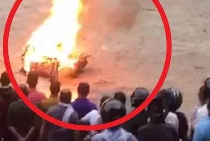 पांच दोस्तों की एक साथ जली चिताएं, देहरादून के ओएनजीसी चौक पर हुए हादसे ने सबको हिलाकर रख दिया 1 KSHITITECH chita2 KSHITITECH