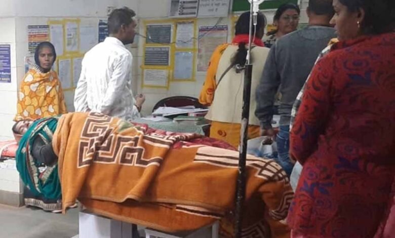 कटनी में कोदो की रोटी खाने से एक ही परिवार के 13 लोग बीमार, फसल खाने से हुई थी 10 हाथियों की मौत 1 KSHITITECH kodo1 KSHITITECH