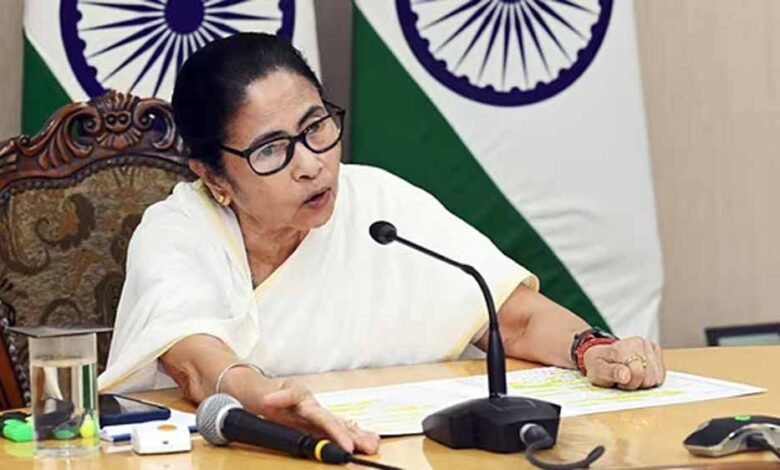 बांग्लादेश की वर्तमान स्थिति पर चिंता जताई और कहा कि इस पर केंद्र सरकार को कदम उठाने चाहिए, मोदी के साथ आईं ममता 1 Console Corptech Pradakshina Consulting Pvt Ltd mamta1 1 Console Corptech Pradakshina Consulting Pvt Ltd