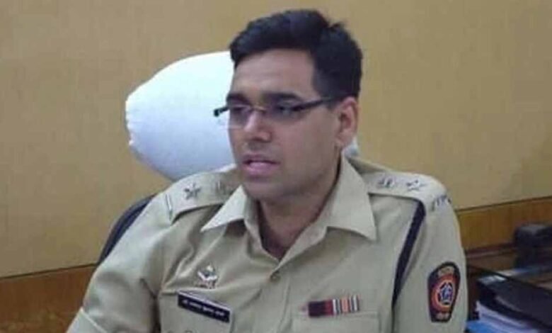 मुख्यमंत्री डॉ. मोहन यादव से मुम्बई में महाराष्ट्र कैडर के वरिष्ठ आईपीएस अधिकारी श्री मनोज शर्मा ने की सौजन्य भेंट 1 KSHITITECH manoj1 KSHITITECH