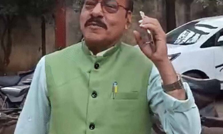 भाजपा जिला मीडिया प्रभारी दो घंटे तक रहे डिजिटल अरेस्ट, पुलिस के पहुंचने के कारण वे ठगी का शिकार होने से बचे 1 KSHITITECH midia1 KSHITITECH