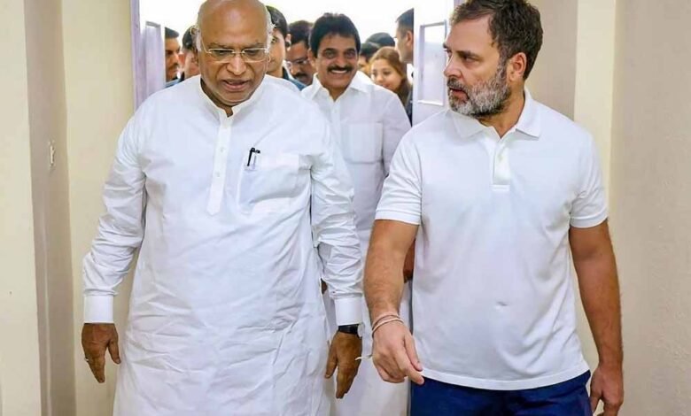 महाराष्ट्र विधानसभा चुनाव: क्यों फेल हो गए राहुल के सारे दांव, जिसने चढ़ाया था उसी ने 6 महीने के अंदर फर्श पर ला पटका 1 KSHITITECH rahul kharge1 KSHITITECH
