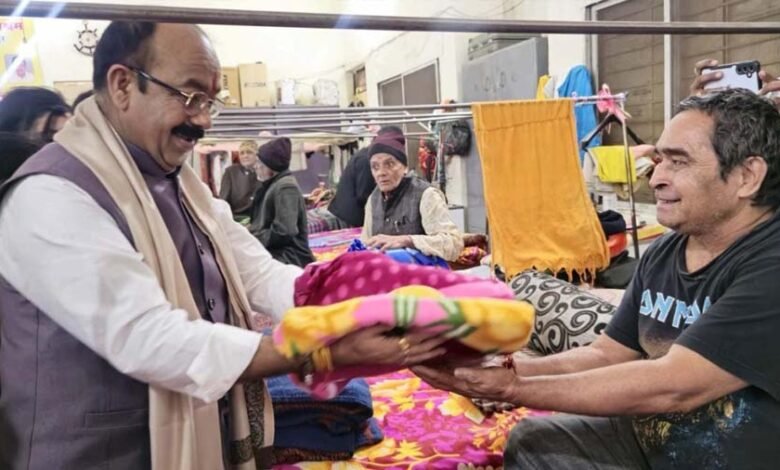 उप मुख्यमंत्री साव ने पीएम आवास योजना के हितग्राहियों को सौंपी मकान की चाबियां 1 KSHITITECH sava 1 KSHITITECH