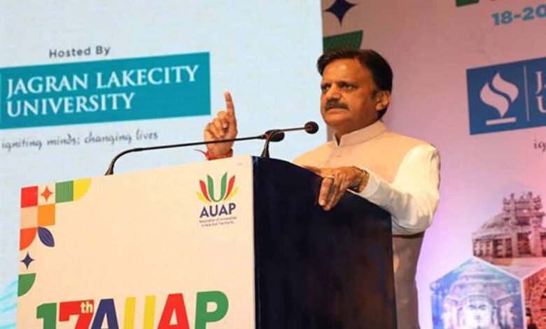 मानवता के कल्याण के लिए शिक्षा अहम: उप मुख्यमंत्री श्री शुक्ल 1 KSHITITECH shukl 3 KSHITITECH