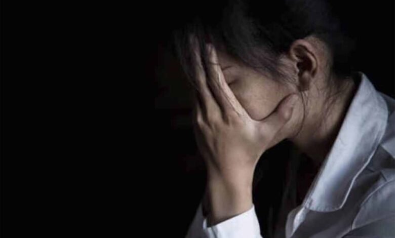 बोला बॉम्बे हाईकोर्ट ने रेप केस में कहा- कमरे में जा रही है इसका मतलब यह नहीं कि महिला सेक्स के लिए तैयार है 1 KSHITITECH woman KSHITITECH