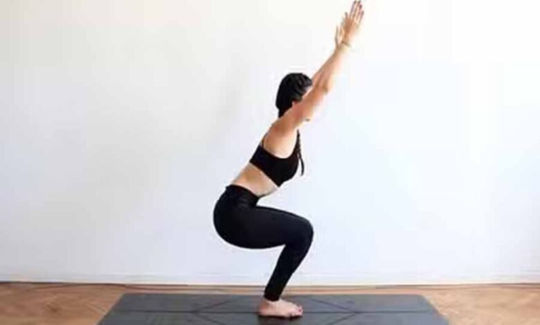 ये योगासन बनाते हैं टांगों की मसल्सा को मजबूत 1 KSHITITECH yoga 2 KSHITITECH