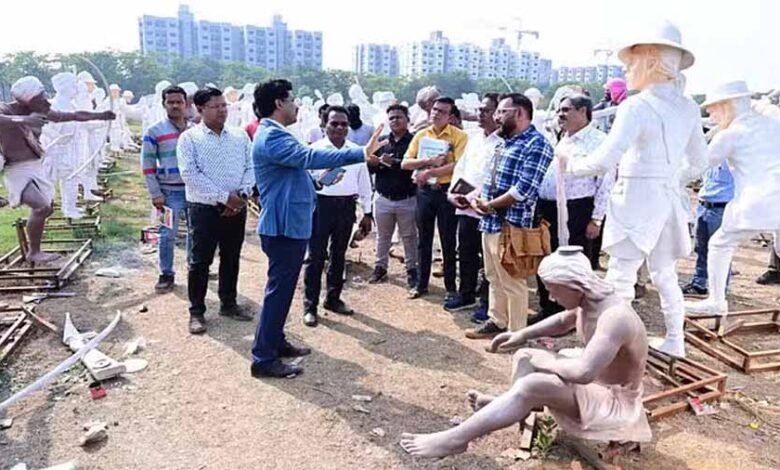 शहीद वीरनारायण सिंह संग्रहालय में ब्रिटिशकाल में हुए जनजातीय विद्रोह की झांकी को वास्तविक स्वरूप में किया जा रहा तैयार 1 KSHITITECH 1 177 KSHITITECH