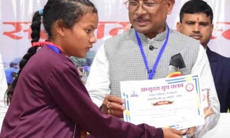 हमारी सरकार प्रधानमंत्री नरेन्द्र मोदी की गारंटी को पूरा करने तथा सुशासन स्थापित करने के लिए दृढ़ संकल्पित: मुख्यमंत्री साय 1 KSHITITECH 1 303 KSHITITECH
