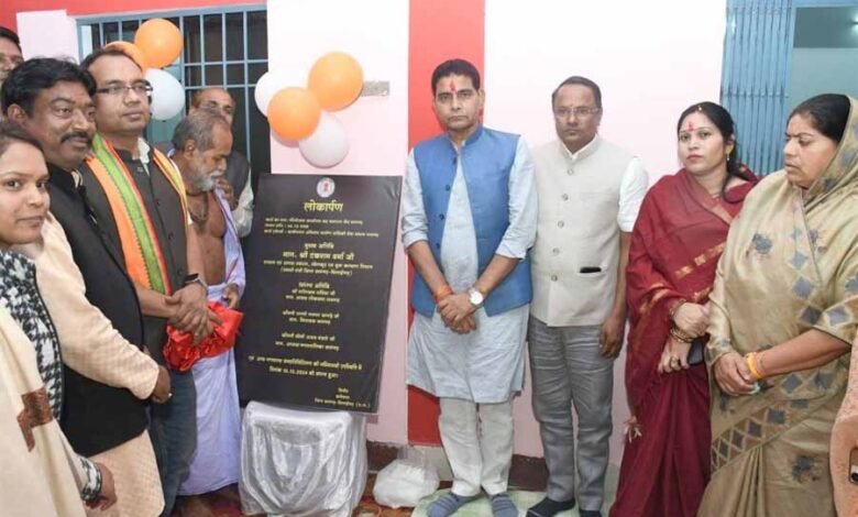 बच्चों को संस्कार माता-पिता और परिवार से मिलता है: राजस्व मंत्री वर्मा 1 KSHITITECH 1 443 KSHITITECH