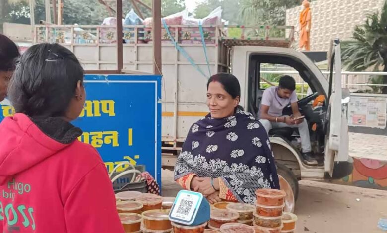 सिंगल मदर किरण गुप्ता के जीवन में महतारी वंदन योजना लाई सकारात्मक बदलाव 1 KSHITITECH 1 449 KSHITITECH