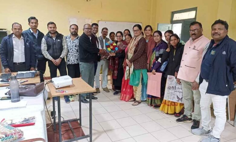 डाईट रायपुर मे हूई पदोन्नत प्रधान पाठक के पदस्थापना के लिए काउंसलिंग 1 KSHITITECH 1 601 KSHITITECH