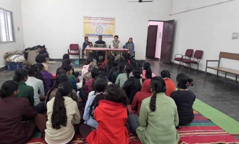 छात्रावास में आयुष विभाग द्वारा प्रकृति परीक्षण एवं स्वास्थ्य जागरूकता कार्यक्रम आयोजित 1 KSHITITECH 1 669 KSHITITECH