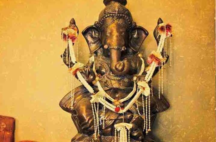 वास्तु शास्त्र के अनुसार सही दिशा में लगाएं गणेश जी की मूर्ति 1 KSHITITECH 1 762 KSHITITECH